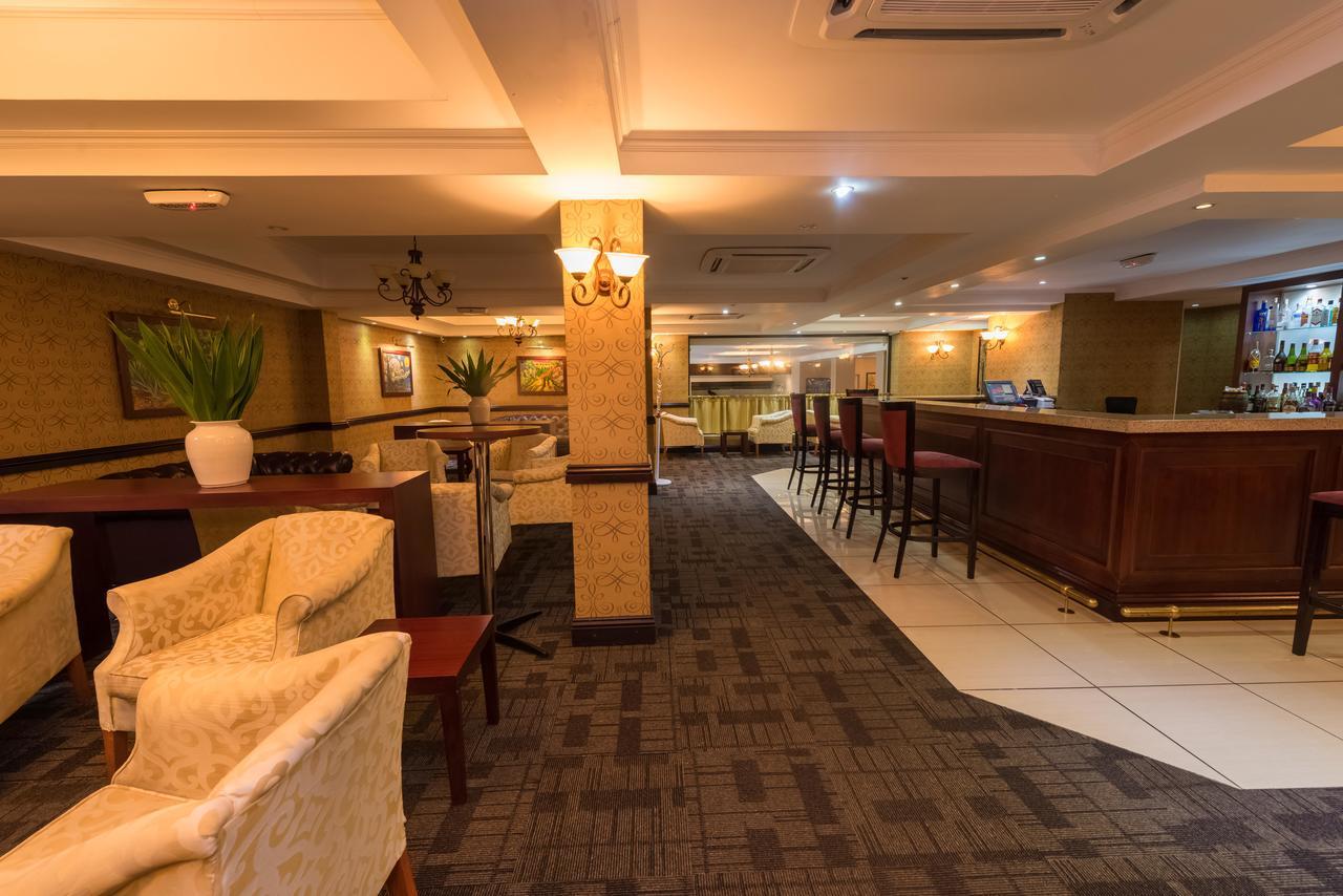 太阳鸟首都酒店 利隆圭 外观 照片